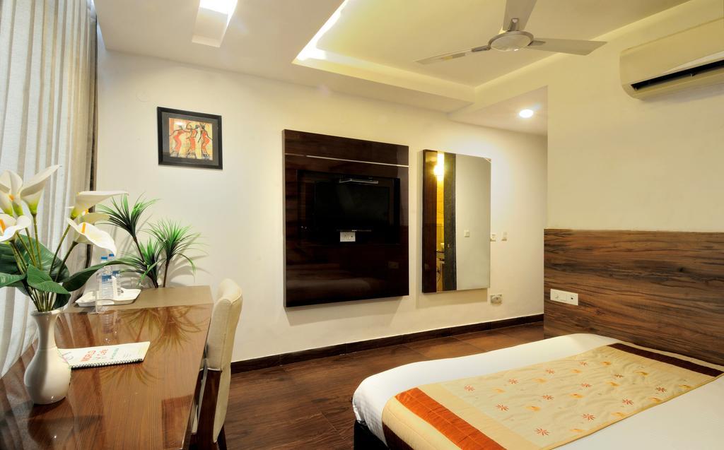 Hotel Cabana @ Pahar Ganj New Delhi Exterior photo