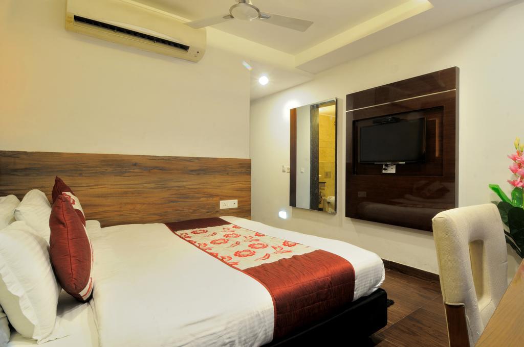 Hotel Cabana @ Pahar Ganj New Delhi Exterior photo
