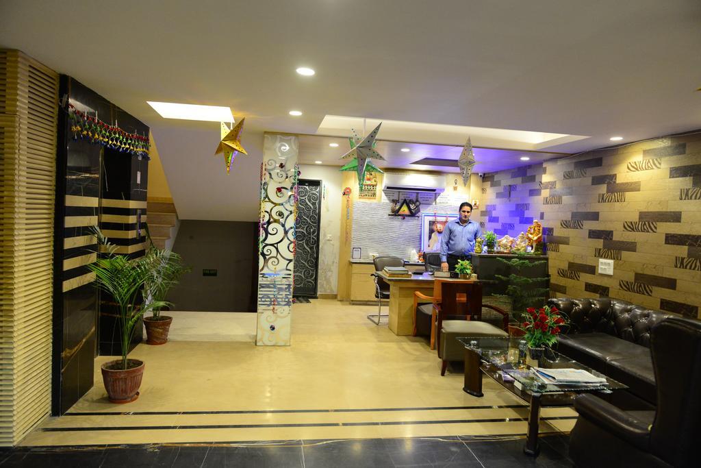 Hotel Cabana @ Pahar Ganj New Delhi Exterior photo