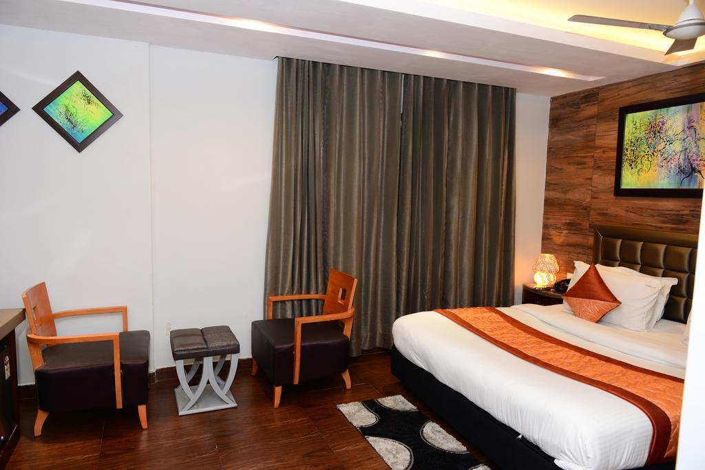 Hotel Cabana @ Pahar Ganj New Delhi Exterior photo