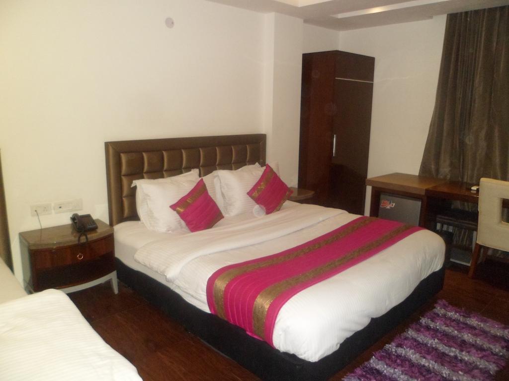 Hotel Cabana @ Pahar Ganj New Delhi Exterior photo
