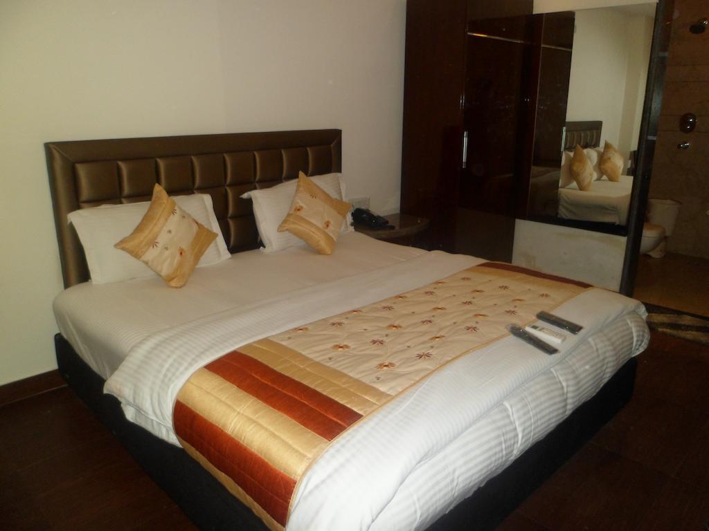 Hotel Cabana @ Pahar Ganj New Delhi Room photo