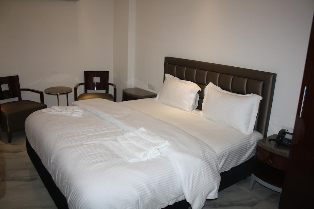 Hotel Cabana @ Pahar Ganj New Delhi Room photo