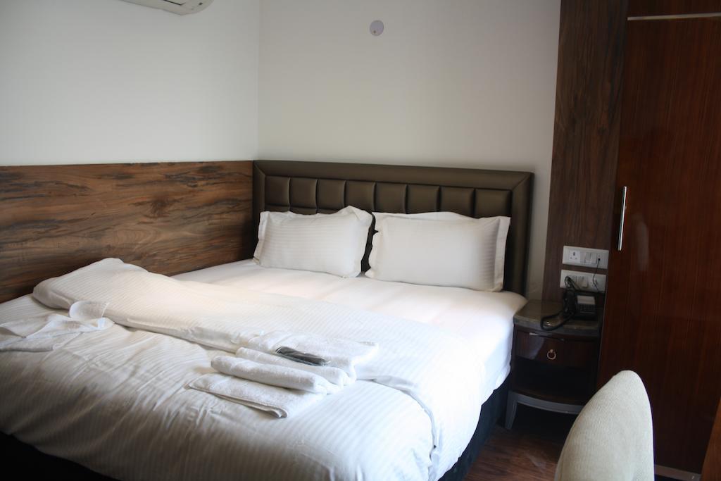 Hotel Cabana @ Pahar Ganj New Delhi Room photo