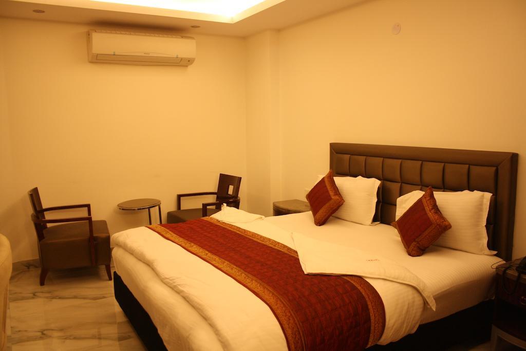 Hotel Cabana @ Pahar Ganj New Delhi Room photo